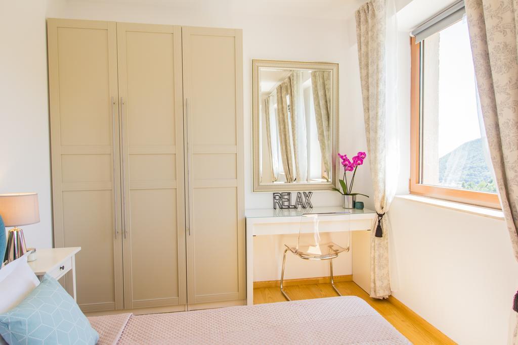 Seasons Mountain Suite Braşov Exteriör bild