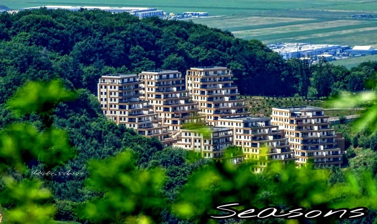 Seasons Mountain Suite Braşov Exteriör bild